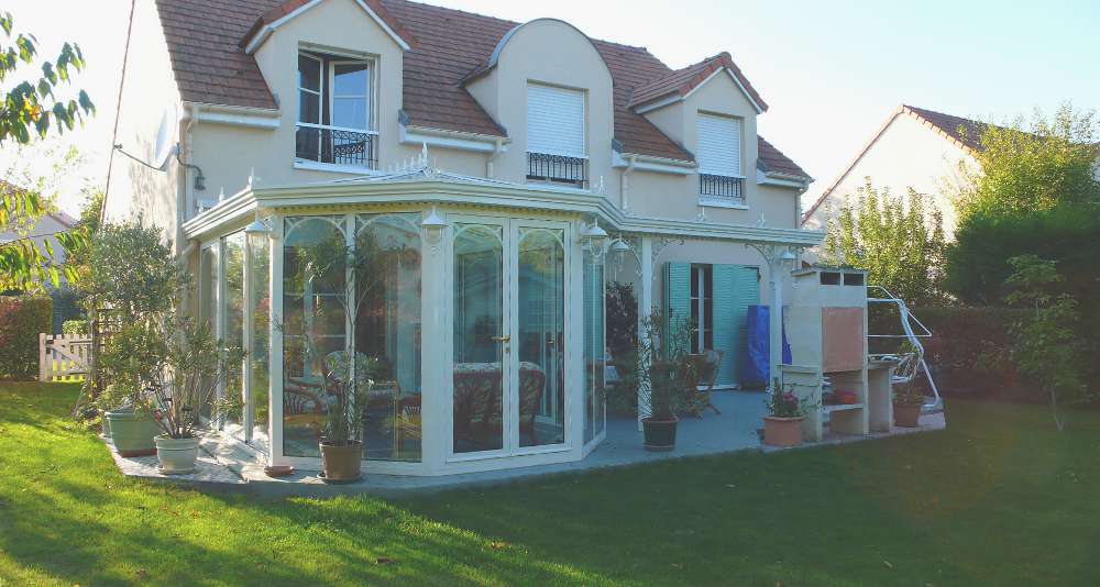 Une victorienne avec pergola